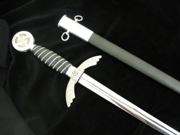 Luftwaffe Officers Sword         DSWL-160 - Image 7