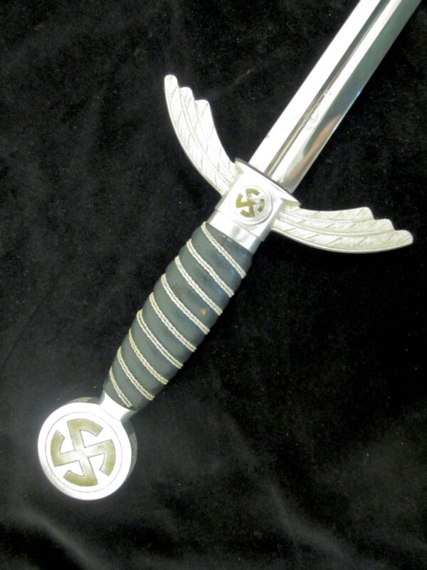 Luftwaffe Officers Sword         DSWL-160 - Image 4