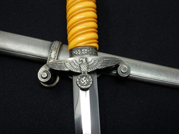 Heer Officers Dress Dagger by Eickhorn
